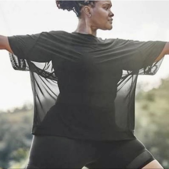 Athleta Mesh Oversized Print Tee - Picture 6 of 6